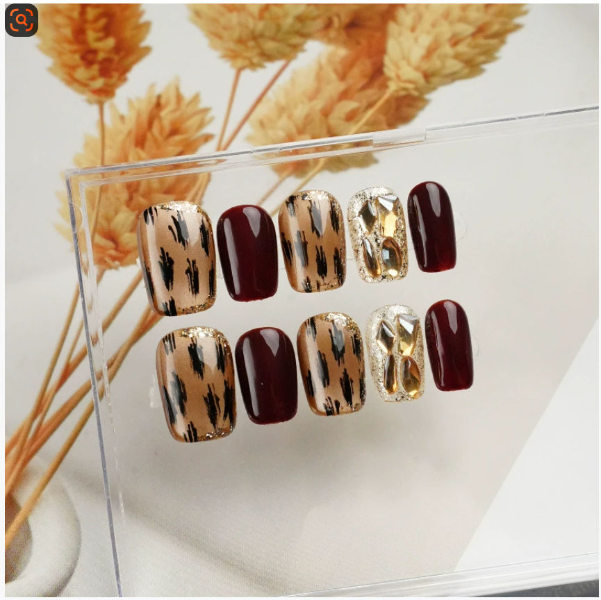 Ручная работа Носимые ногти Ручная роспись Леопардовый принт Кошачий глаз Бордовый Премиум Ручная работа Носимые ногти Наклейки для ногтей Короткая длина