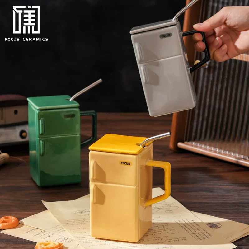 Креативная винтажная керамическая кружка в стиле холодильника с крышкой и соломинкой. Необычный подарок для офиса для пар. Кофейная кружка.