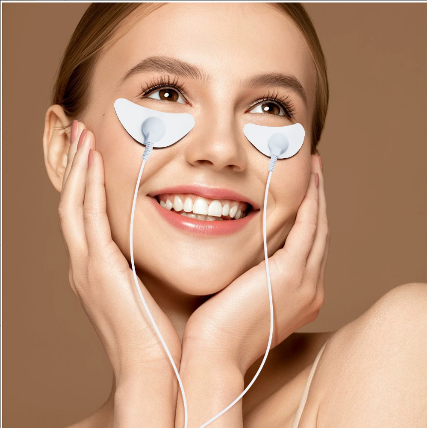 V-образный массажер для уменьшения морщин на лице EMS Стимулятор для лица Низкочастотный импульсный прибор для красоты в форме полумесяца Модель с дистанционным управлением