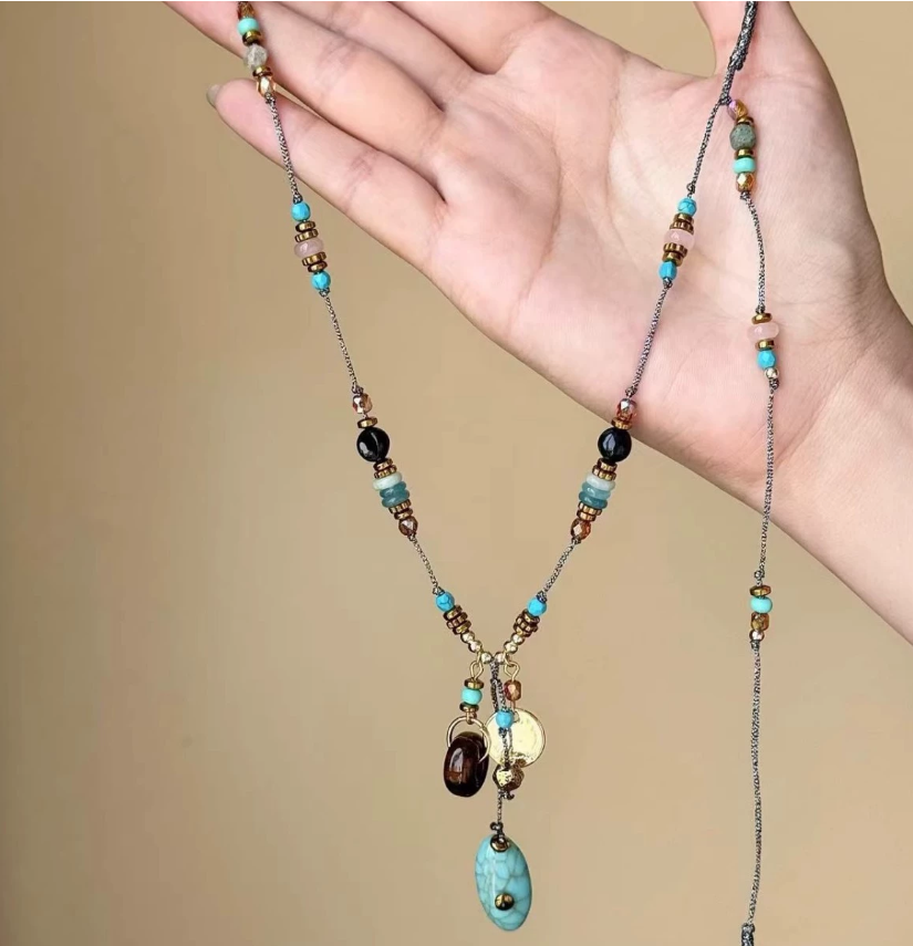 Женское колье с подвеской бирюзового цвета в винтажном стиле Длинная модель с изысканной цепочкой из трикотажа Подвеска в этническом стиле