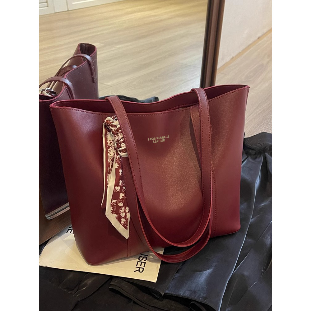 Красная большая сумка для женщин 2026 Новая свадебная сумка Сумка для невесты Высококачественная сумка через плечо большой вместимости