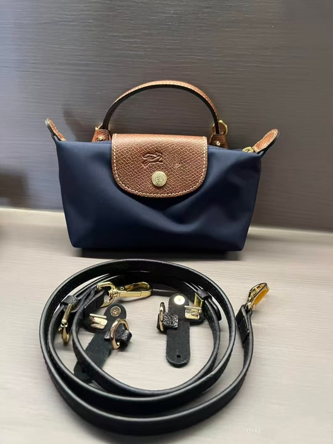 Французская сумка-мини-пельмени French Dragon Soaring Мобильный телефон и кошелек для монет Мини-сумка через плечо для женщин 5,0