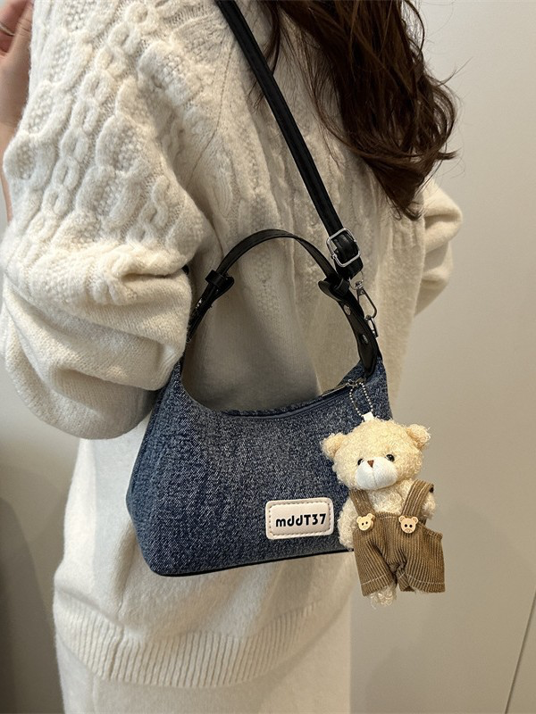 Ретро-сумка из денима синего цвета для женщин 2026 Новинка Нишевая сумка через плечо с одним плечевым ремнем Сумка-тоут для женщин, путешествующих за границу
