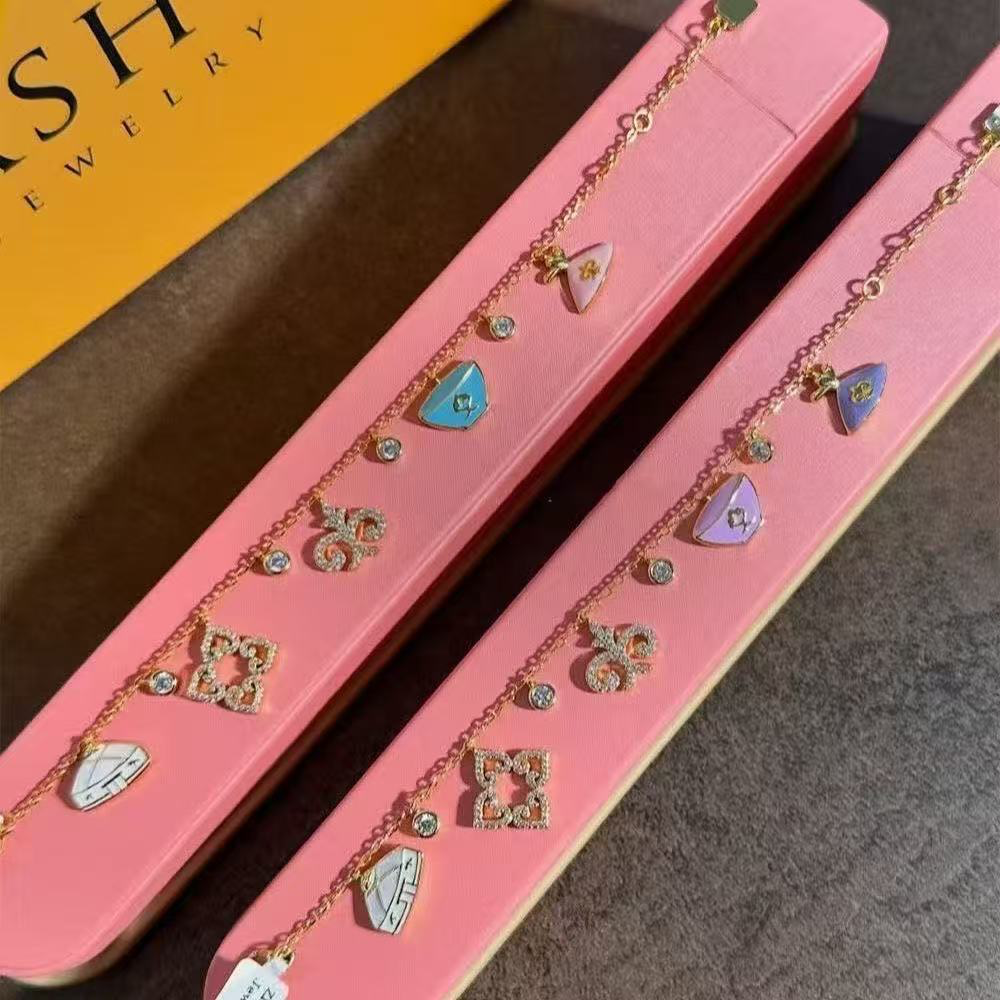 Браслет для женщин с подвеской в форме сердца с узором из бараньих рогов в стиле этнического казахского искусства Синьцзяна. Браслет с роскошным дизайном в нишевом стиле.