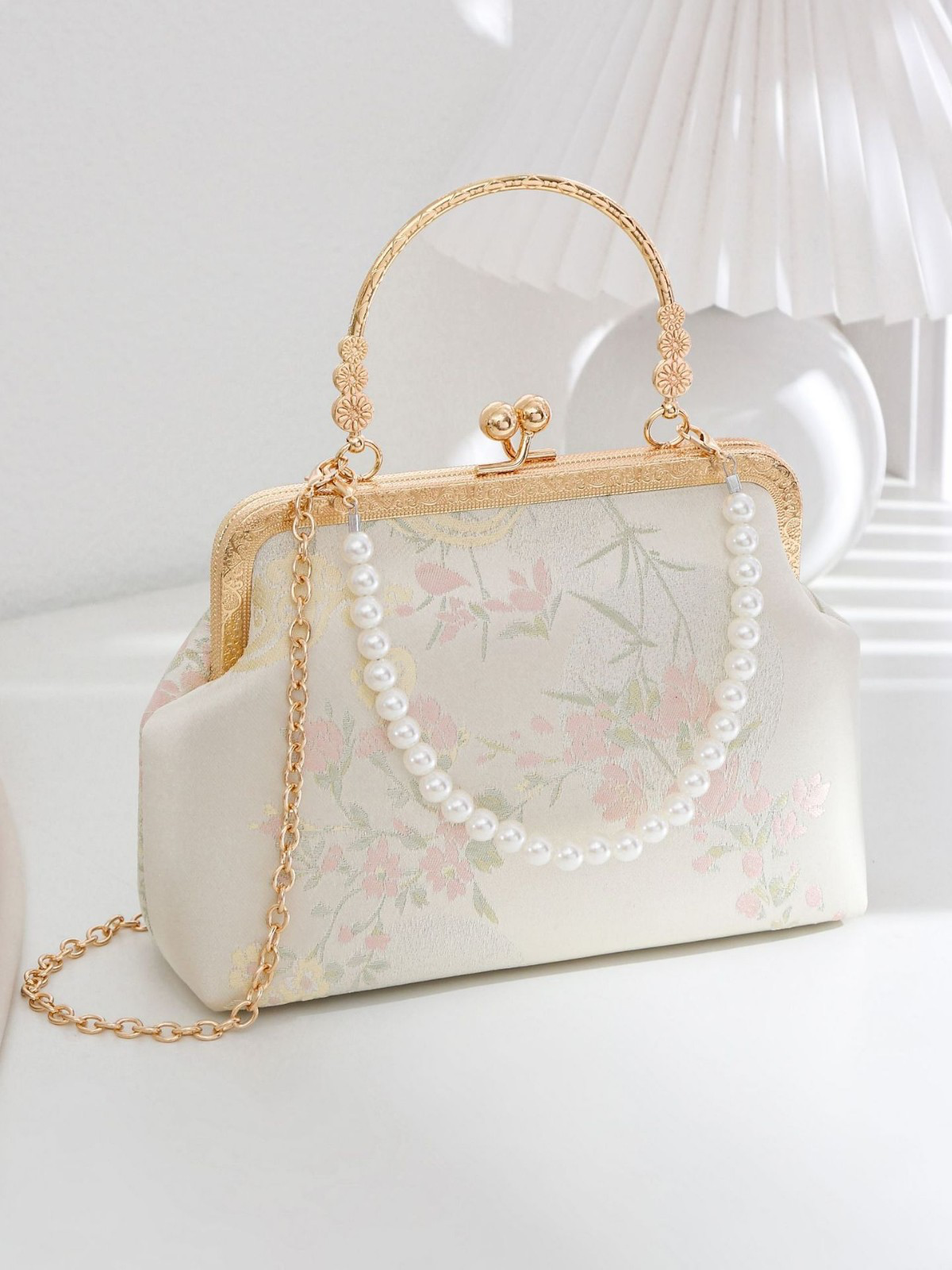 Новая китайская шелковая традиционная вышитая сумка Hanfu Летняя универсальная сумка через плечо с цепочкой с цветочным узором