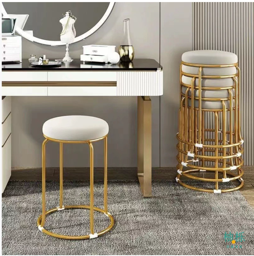 Роскошные штабелируемые стулья для дома Модные обеденные стулья Современные минималистичные круглые стулья Стулья с круглыми сиденьями Низкие стулья